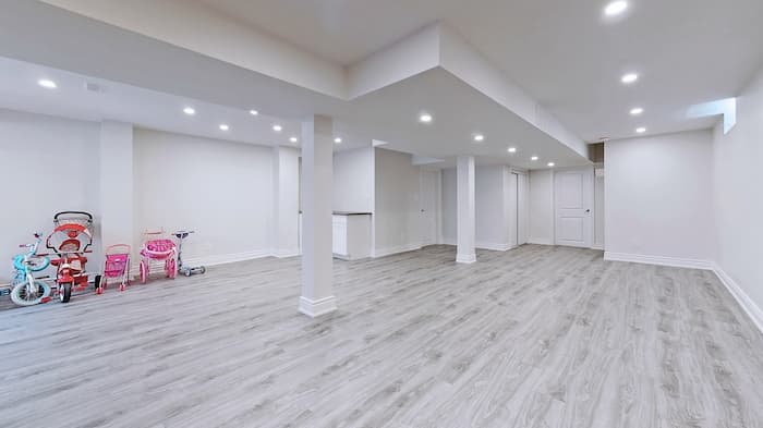 cost to finish basement in Toronto