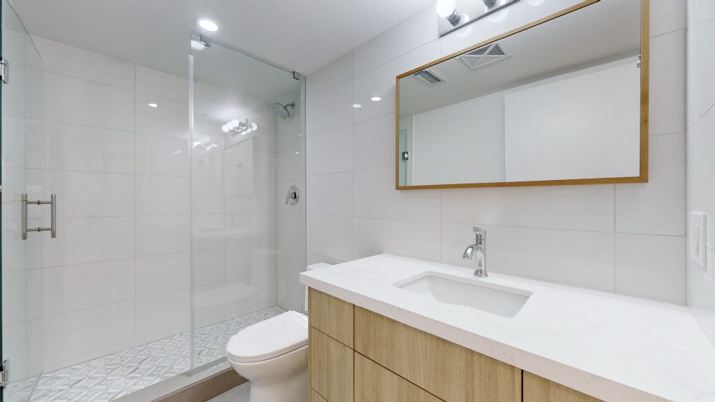 Bathroom Renovation In Toronto: Bathroom Finishing & Remodel In GTA ...